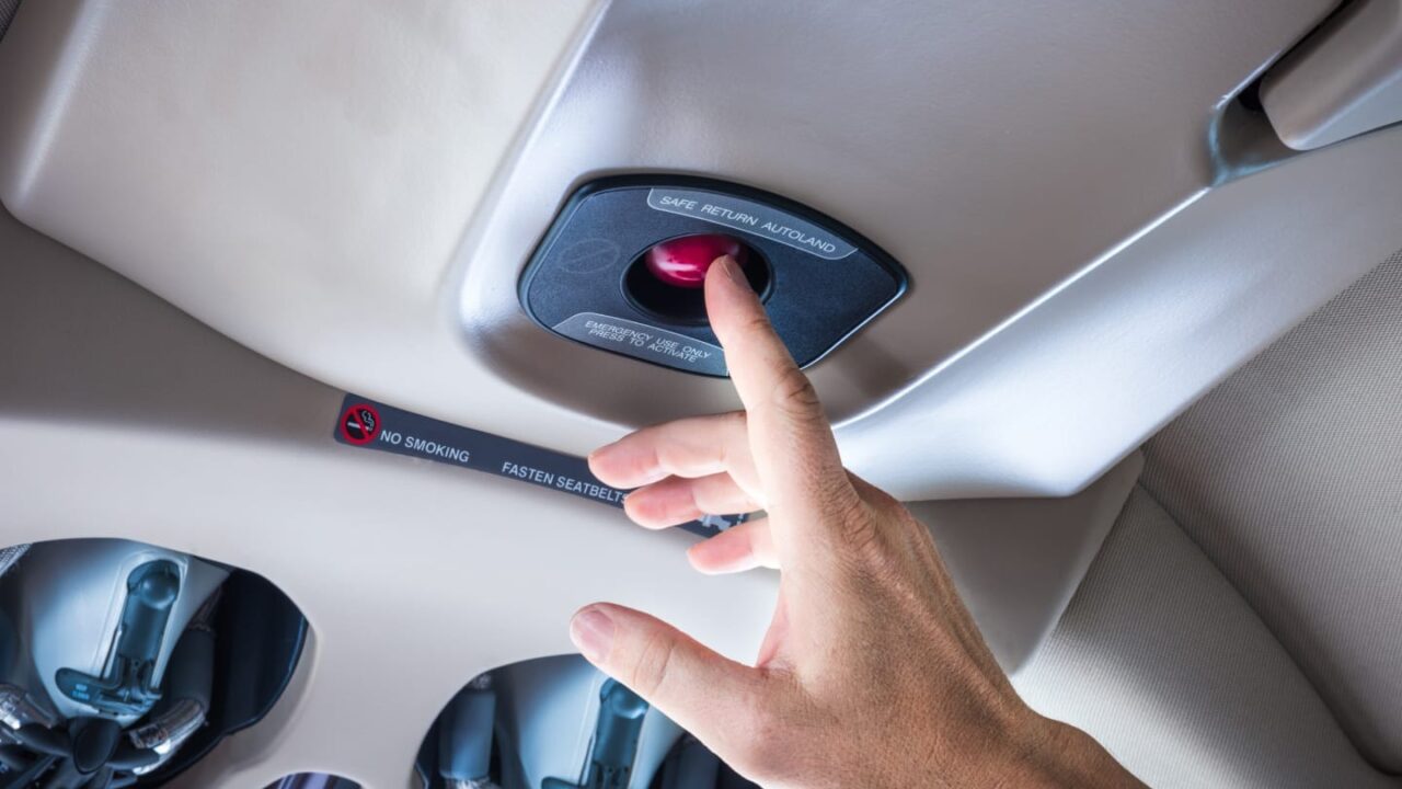 FAA Approved Garmin Autoland for Cessna CJ3 Gen2 After Jet Lands Itself in December